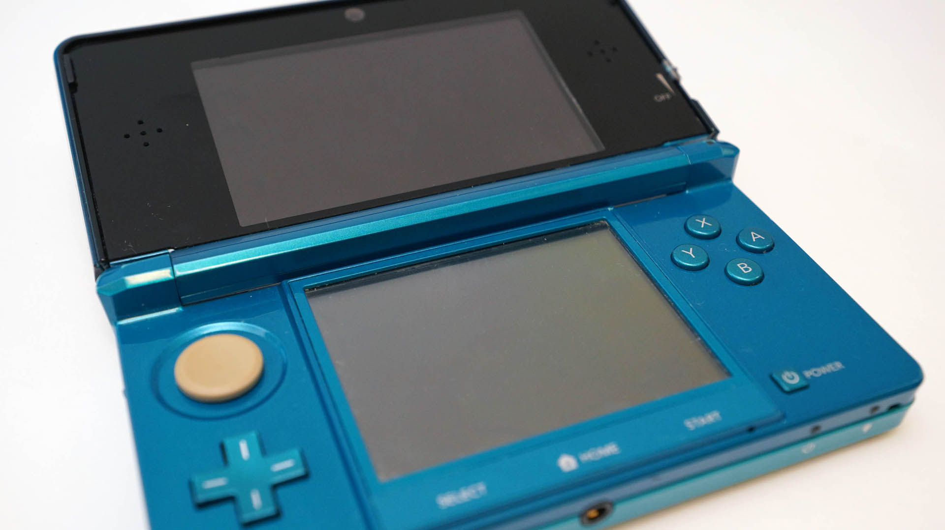 Nintendo 3ds (blue) - Videogamesmuseum.org