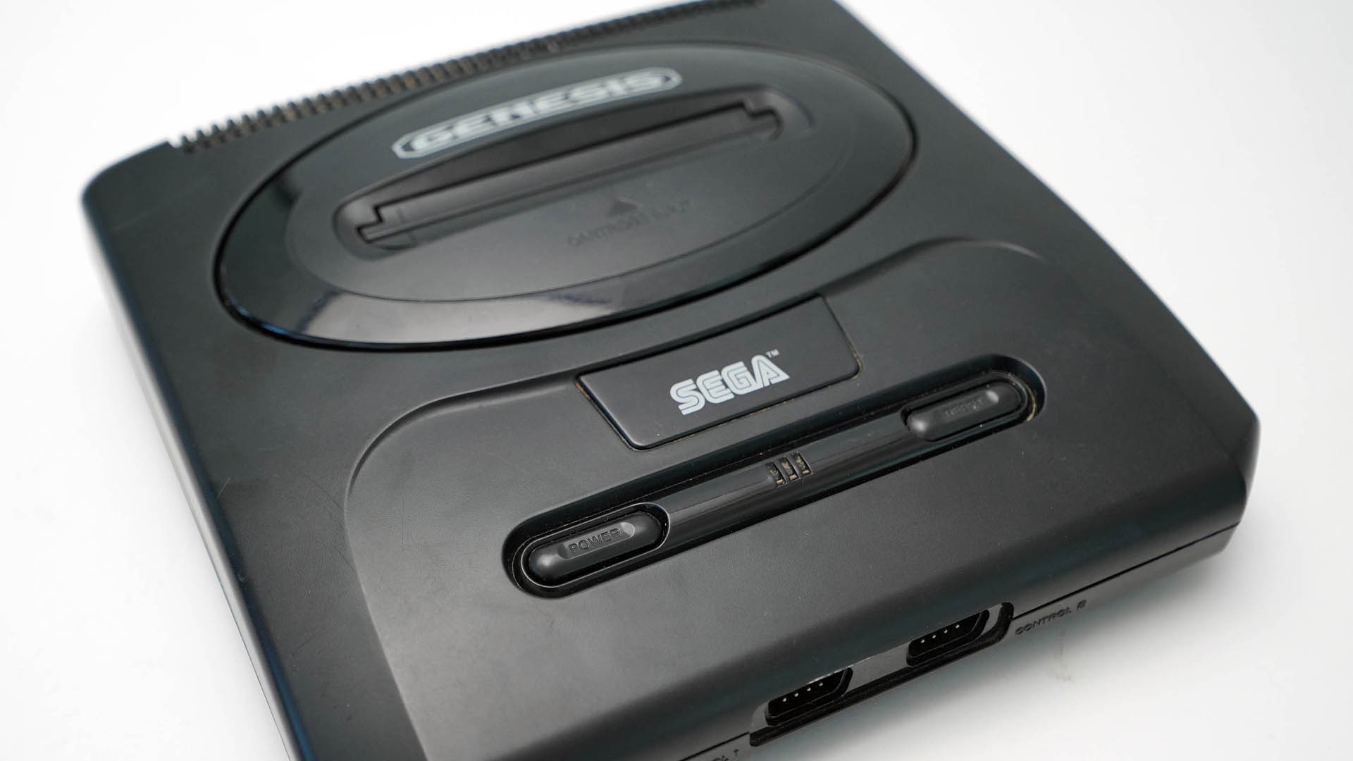 Sega Genesis II - videogamesmuseum.org