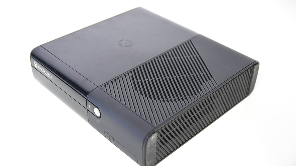 Xbox 360 E