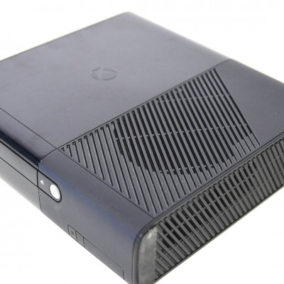 Xbox 360 E